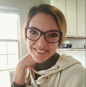 Meet your Posher, Briana